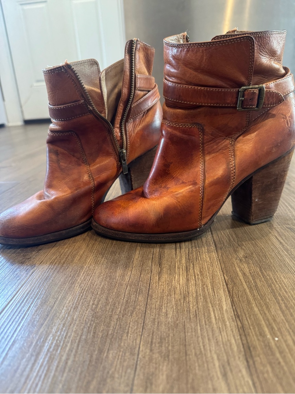 FRYE Vintage Camel Boots